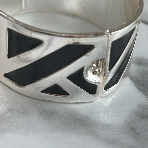 Pre owned Anne Klien Silver and Black Geometric bracelet - Picture 11 of 16